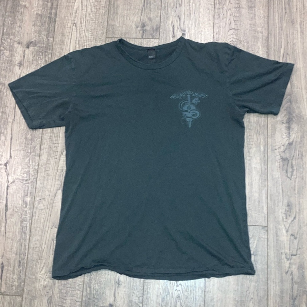 Men obey graphic tee size L